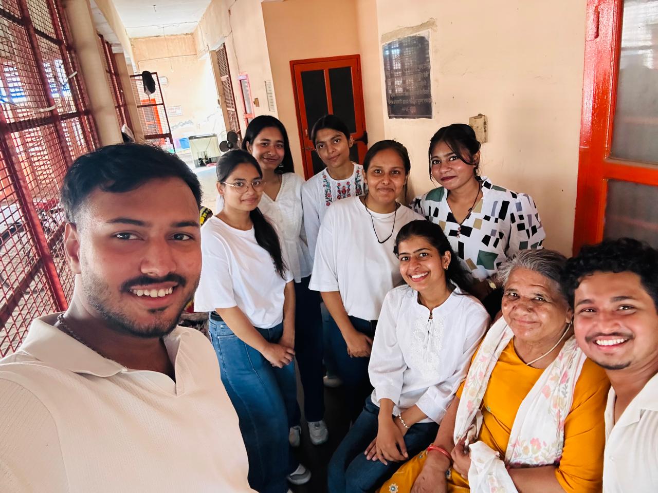 Orphanage and Old Age Home Visit, Geeta Ashram